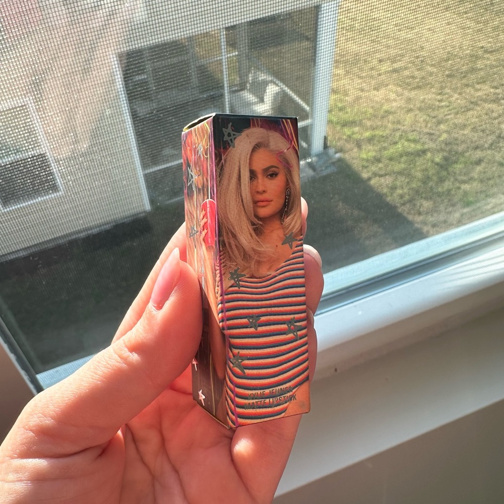 Kylie Jenner Rumor Birthday Lipstick